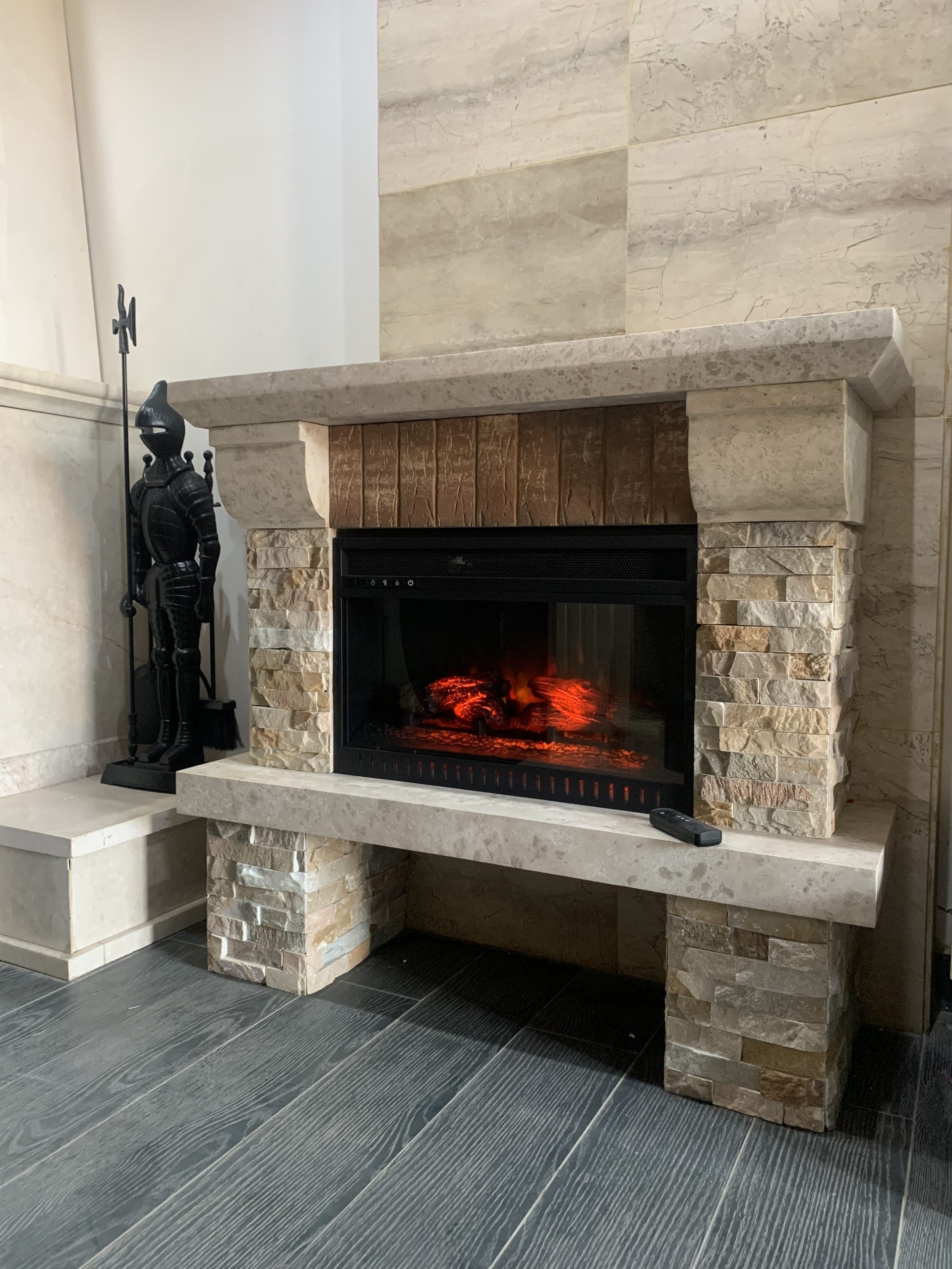 IMG_8823-scaled-e1738149295775.jpg electric fireplace MONTREAL - Image 1