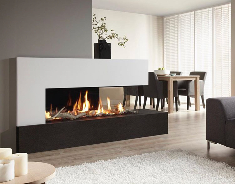 IMG_E4240.jpg DANCING FLAME Gas Fireplace divider 190 - Image 1